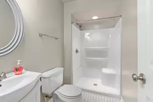 3203 Parker Dr, Valparaiso, IN 46383 - Photo 18