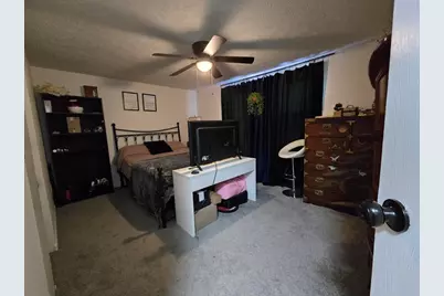 4402 Cherry Valley Drive, Indianapolis, IN 46235 - Photo 10