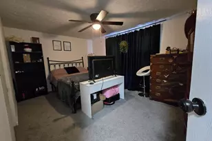 4402 Cherry Valley Dr, Indianapolis, IN 46235 - Photo 10