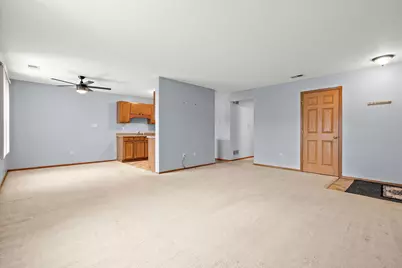 8214 Lincoln Circle #C, Merrillville, IN 46410 - Photo 4