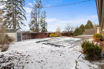 8134 Oakwood Avenue, Munster, IN 46321 - Photo 34