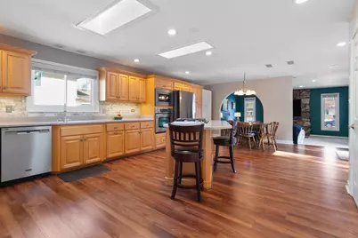 8134 Oakwood Avenue, Munster, IN 46321 - Photo 6