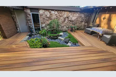 8134 Oakwood Avenue, Munster, IN 46321 - Photo 4