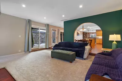 8134 Oakwood Avenue, Munster, IN 46321 - Photo 16