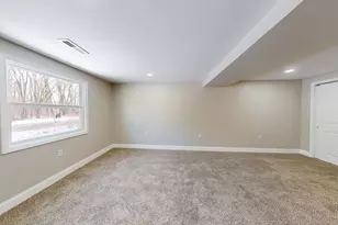 1528 Hanley St, Gary, IN 46406 - Photo 6