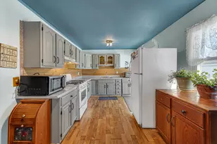 1906 Sherman St, Schererville, IN 46375 - Photo 8