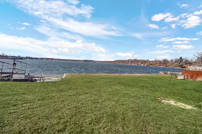 238 W Johnson Road, La Porte, IN 46350 - Photo 4