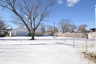 308 N Wilson St, Hobart, IN 46342 - Photo 24