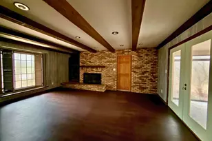 17044 Shandwick Ln, Granger, IN 46530 - Photo 4