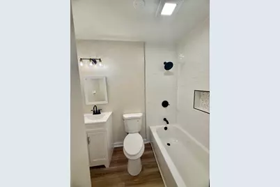 4980 E 27th Avenue, Lake Station, IN 46405 - Photo 10