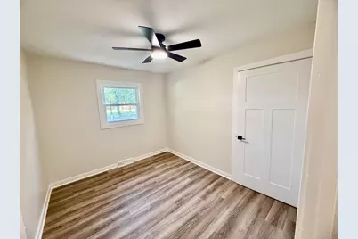 4980 E 27th Avenue, Lake Station, IN 46405 - Photo 12