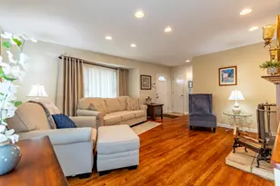 7445 Woodmar Ave, Hammond, IN 46323 - Photo 4