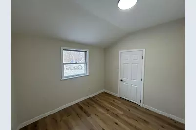 15 Kenworthy Street, Valparaiso, IN 46385 - Photo 10