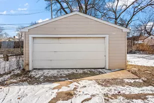 6839 Arkansas Ave, Hammond, IN 46323 - Photo 20