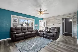 331 S Melville St, Rensselaer, IN 47978 - Photo 8