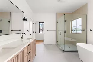 3979 Tomahawk Cir, La Porte, IN 46350 - Photo 28