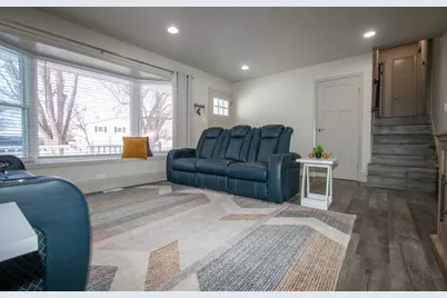 2950 101st Street, Highland, IN 46322 - Photo 8