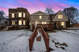 565 Jackson St, Gary, IN 46402 - Photo 1