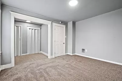 565 Jackson Street, Gary, IN 46402 - Photo 14