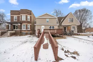 565 Jackson St, Gary, IN 46402 - Photo 2