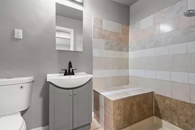 565 Jackson Street, Gary, IN 46402 - Photo 12