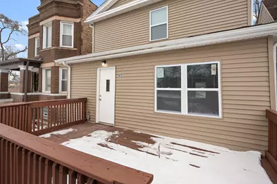 565 Jackson Street, Gary, IN 46402 - Photo 4