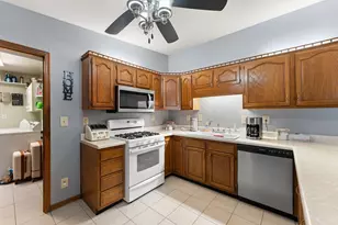 507 S 20th St, Chesterton, IN 46304 - Photo 10