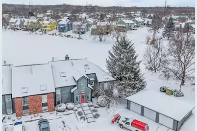 1300 Winding Ridge Lane #D8, Valparaiso, IN 46383 - Photo 4