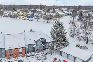 1300 Winding Ridge Ln, Valparaiso, IN 46383 - Photo 4