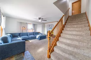 704 Coach Light Ln, Lowell, IN 46356 - Photo 6