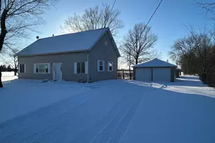 624 N 625 W, Hobart, IN 46342 - Photo 2