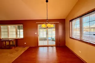 6198 Avocet Cir, Hobart, IN 46342 - Photo 22