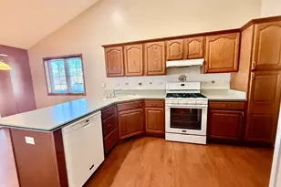 6198 Avocet Cir, Hobart, IN 46342 - Photo 14