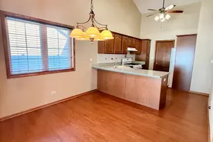 6198 Avocet Cir, Hobart, IN 46342 - Photo 18