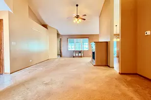 6198 Avocet Cir, Hobart, IN 46342 - Photo 4