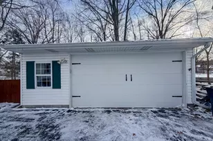 1128 Earl Rd, Michigan City, IN 46360 - Photo 18