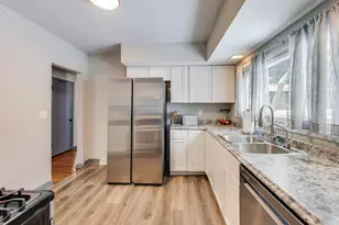 204 Finch Trail, Trail Creek, IN 46360 - Photo 16