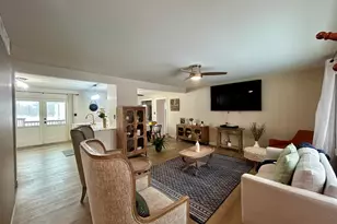 453 W 300 S, Valparaiso, IN 46385 - Photo 8