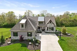 3703 Brigata Dr, Valparaiso, IN 46385 - Photo 2