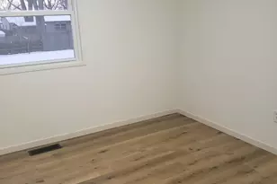 384 Lahonda Dr, Valparaiso, IN 46385 - Photo 14