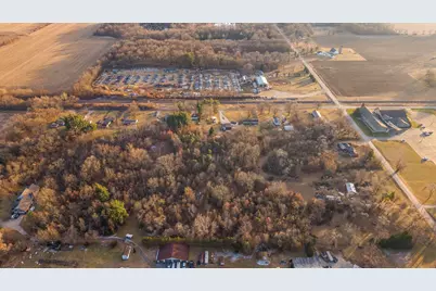 655 Orchid Street SE, Demotte, IN 46310 - Photo 6