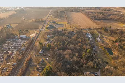 655 Orchid Street SE, Demotte, IN 46310 - Photo 8