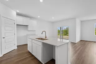 7714 W 106th Pl, Crown Point, IN 46307 - Photo 4