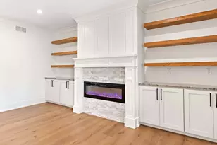 13822 Waterleaf Dr, Saint John, IN 46373 - Photo 16