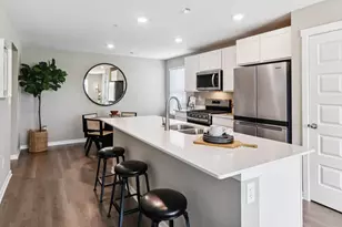 8956 Remington Wy, Saint John, IN 46373 - Photo 6