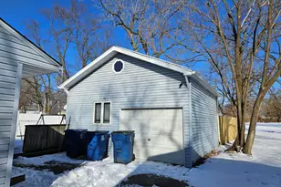 8129 Wicker Park Dr, Highland, IN 46322 - Photo 16