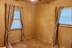 3403 W 77th Pl, Merrillville, IN 46410 - Photo 12