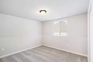 153 Mayfield Dr, Michigan City, IN 46360 - Photo 16