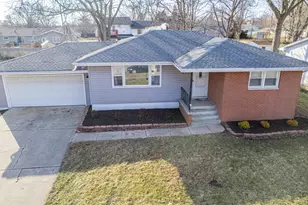 9380 Mckinley St, Crown Point, IN 46307 - Photo 1