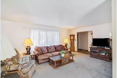 8120 Tapper Avenue, Munster, IN 46321 - Photo 4